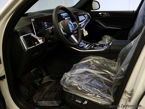 New 2026 BMW X5 xDrive50e w/ M Sport Package image 12