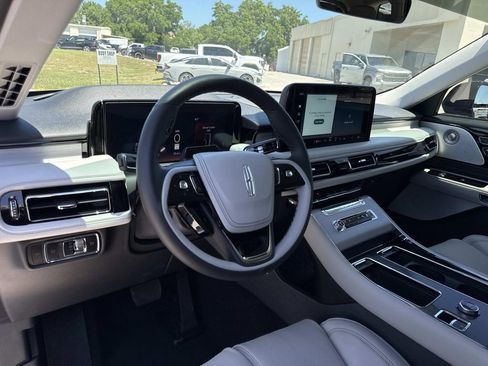 New 2026 Lincoln Aviator Reserve image 34