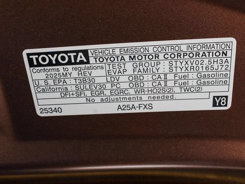 Used 2025 Toyota Crown Signia w/ Advanced Technology Package AWD/4WD image 26