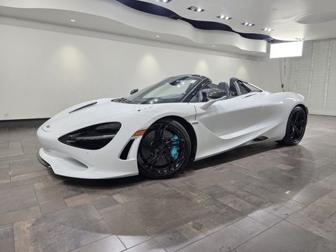 New 2027 McLaren 750S Spider RWD image 1