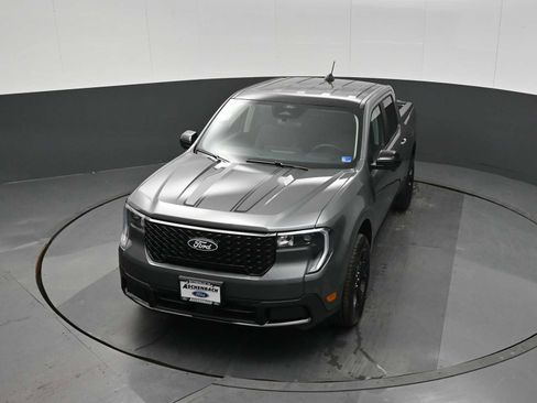 New 2026 Ford Maverick Lariat w/ Black Appearance Package image 23