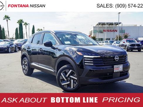 New 2026 Nissan Kicks SV image 1