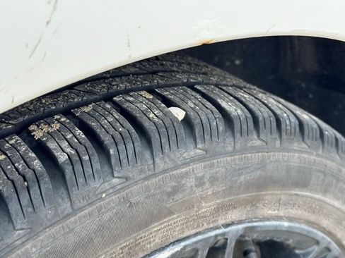 Used 2014 Buick Verano FWD image 36