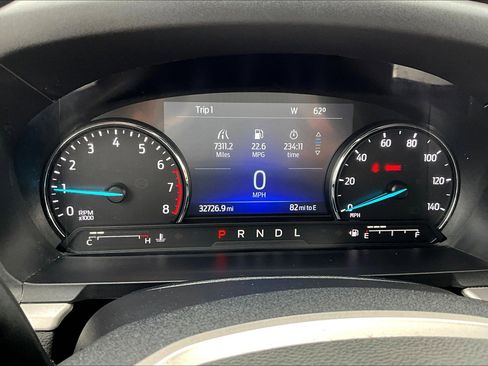 Used 2022 Ford Explorer XLT w/ Equipment Group 202A image 25