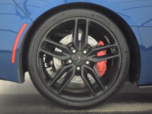 Used 2016 Chevrolet Corvette Stingray Coupe w/ 2LT Preferred Equipment Group RWD image 11