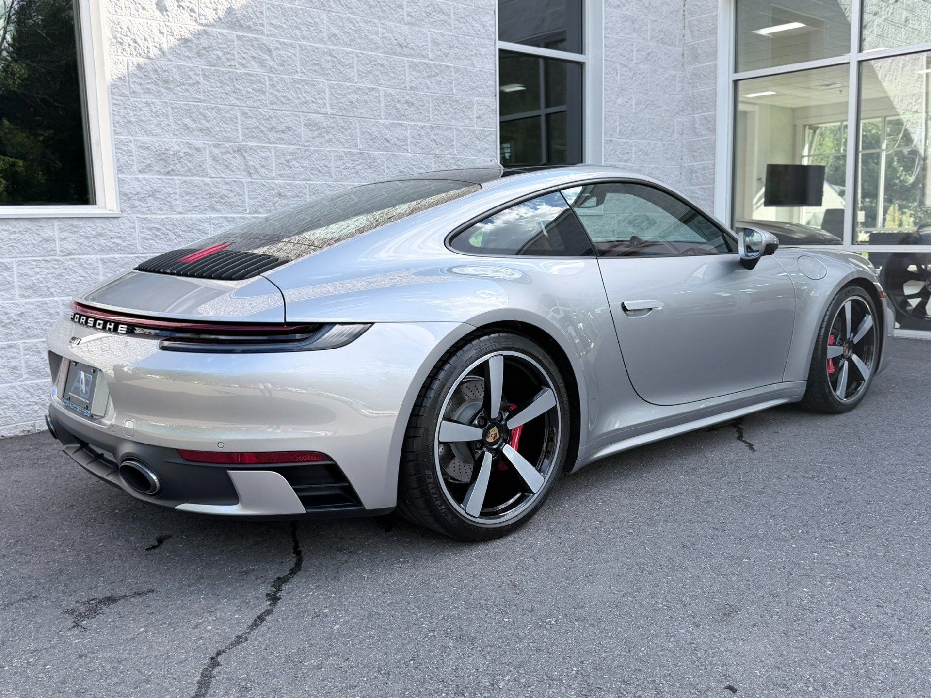 Used 2023 Porsche 911 Carrera S RWD image 44