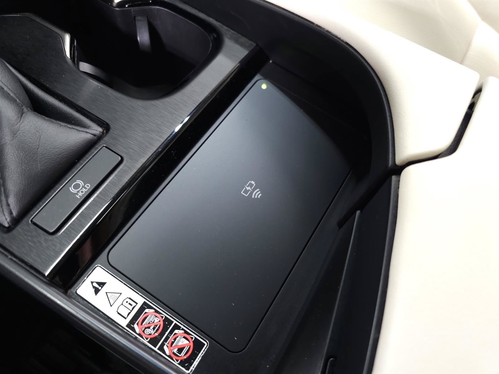 Used 2023 Lexus ES 350 Ultra Luxury w/ Accessory Package (Z2) FWD image 32