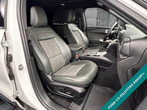 Used 2023 Ford Explorer Timberline image 4