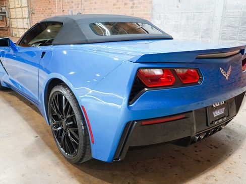 Used 2014 Chevrolet Corvette Stingray Convertible w/ 3LT Preferred Equipment Group RWD image 20