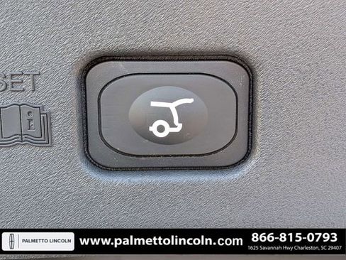 Used 2024 Lincoln Nautilus Reserve w/ Equipment Group 202A AWD/4WD image 14