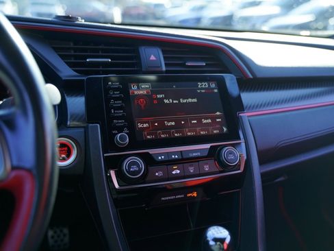 Used 2019 Honda Civic Type R image 15