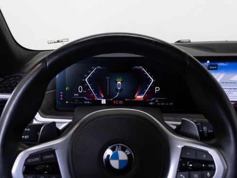 Used 2023 BMW X7 xDrive40i w/ Executive Package image 36