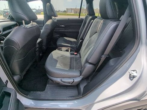 Used 2026 Toyota Grand Highlander AWD Hybrid image 13