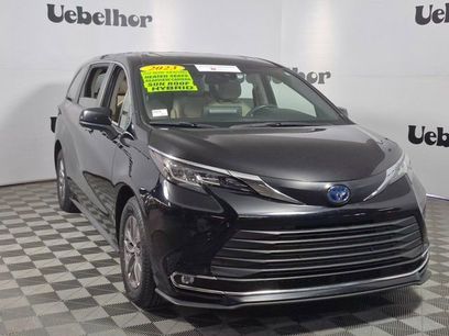 Certified 2023 Toyota Sienna XLE