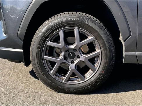 Used 2023 Toyota RAV4 LE image 9