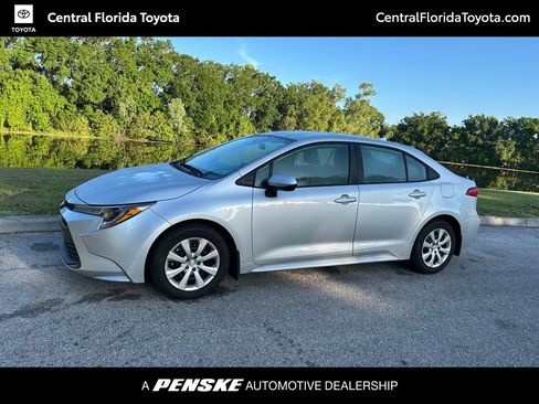 Used 2026 Toyota Corolla LE image 1