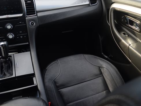 Used 2015 Ford Taurus SEL w/ Equipment Group 201A image 14