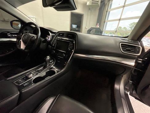 Used 2020 Nissan Maxima 3.5 SV w/ Floor Mat Group image 27