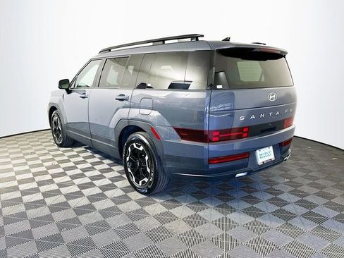 Used 2025 Hyundai Santa Fe SEL FWD image 6