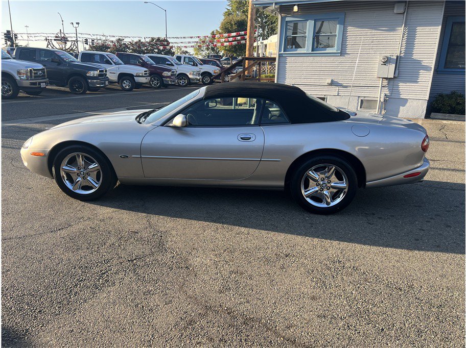 Used 1998 Jaguar XK8 Convertible RWD image 7
