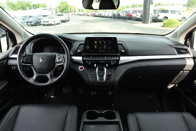 Certified 2026 Honda Odyssey EX-L image 7