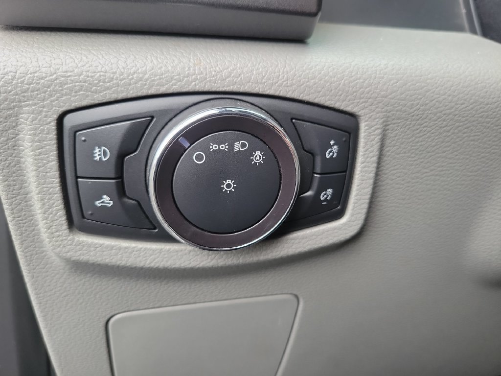 Used 2017 Ford F150 XLT RWD image 15