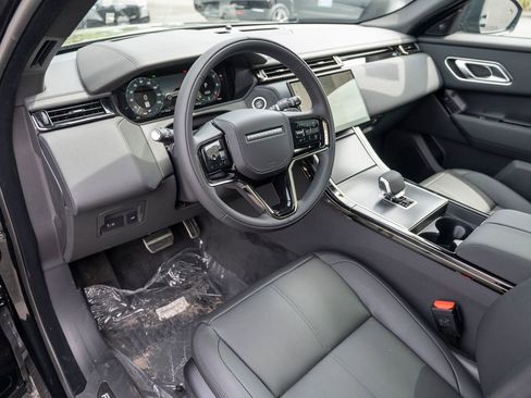 New 2026 Land Rover Range Rover Velar Dynamic SE image 11