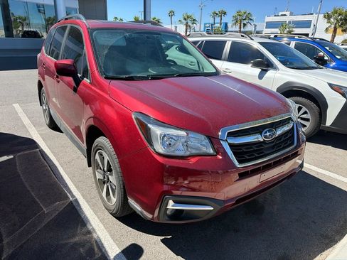 Used 2018 Subaru Forester 2.5i Premium AWD/4WD image 2