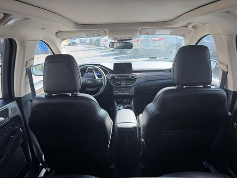 Used 2020 Ford Escape Titanium AWD/4WD image 12