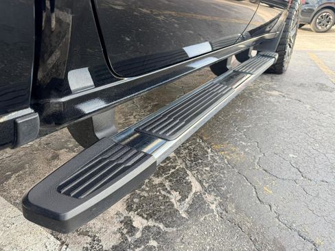Used 2020 Chevrolet Silverado 1500 LT AWD/4WD image 13