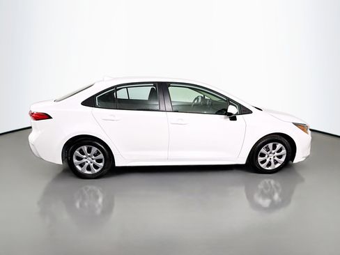 Used 2024 Toyota Corolla LE image 11