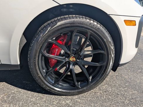 Used 2024 Porsche Macan GTS image 23