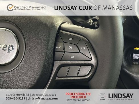 Used 2022 Jeep Cherokee Trailhawk w/ Sun, Sound & Nav Group AWD/4WD image 31