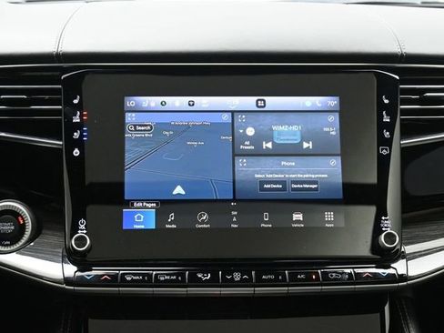 Used 2022 Jeep Wagoneer Series III w/ Premium Group I image 25