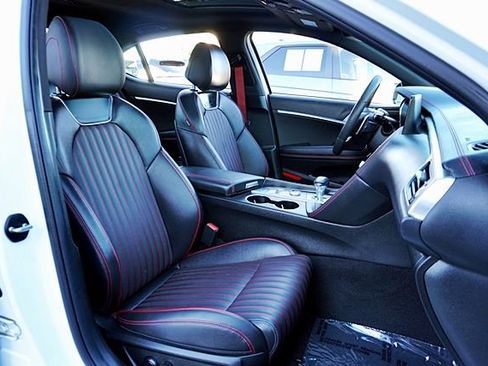 Used 2023 Genesis G70 2.0T w/ Sport Prestige Package image 13