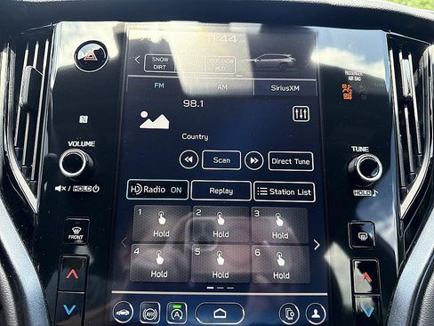 Used 2025 Subaru Outback Wilderness w/ Wilderness Package AWD/4WD image 18