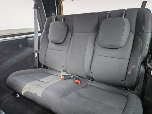 Used 2023 Jeep Wrangler Sport S image 13