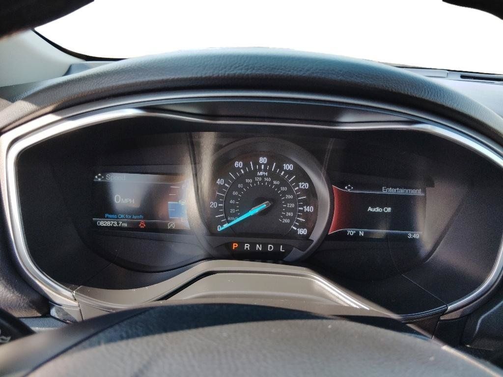Used 2020 Ford Fusion SE FWD image 18