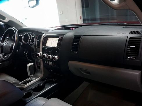 Used 2010 Toyota Sequoia Limited AWD/4WD image 59