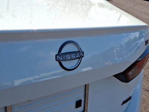 Used 2024 Nissan Altima 2.5 SL AWD/4WD image 29