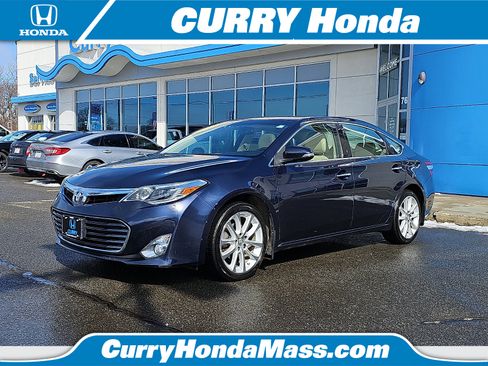 Used 2015 Toyota Avalon Limited image 1