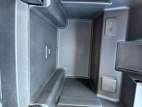 Used 2023 GMC Sierra 1500 Denali w/ Denali Reserve Package AWD/4WD image 48