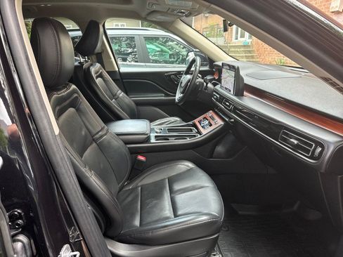 Used 2021 Lincoln Aviator Grand Touring w/ Equipment Group 301A AWD/4WD image 29