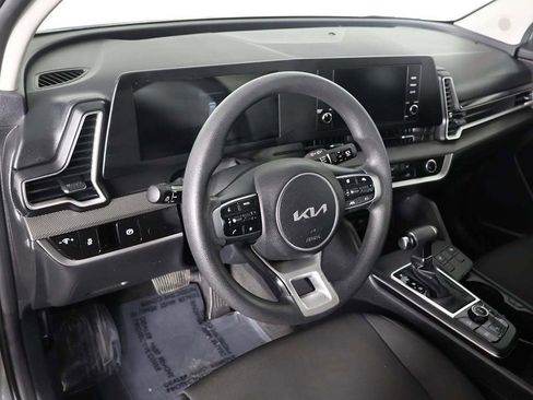 Used 2023 Kia Sportage LX image 25
