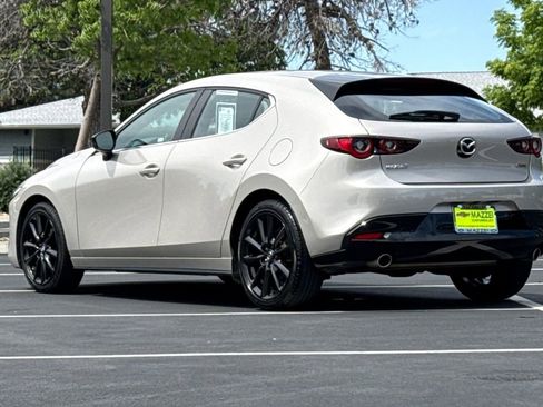 Used 2024 MAZDA MAZDA3 s FWD image 3