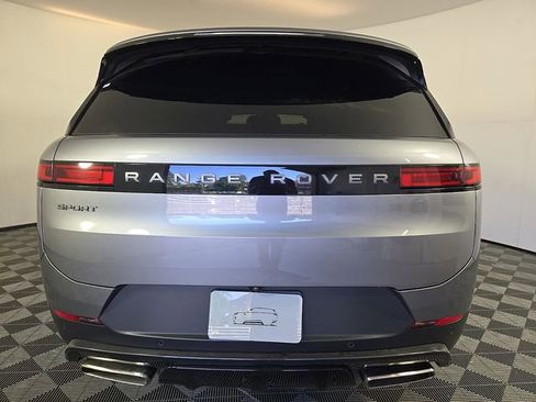 Used 2025 Land Rover Range Rover Sport S AWD/4WD image 6