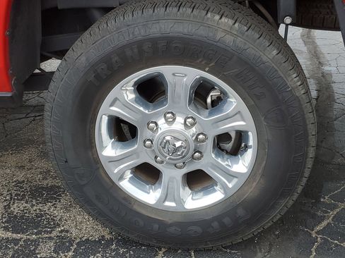 Used 2024 RAM 2500 Big Horn w/ Safety Group image 5