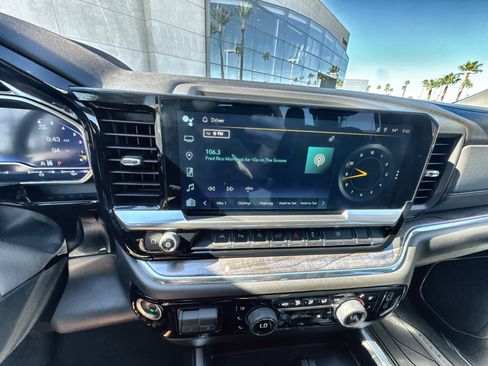 Used 2023 Chevrolet Silverado 1500 LTZ w/ Technology Package image 13