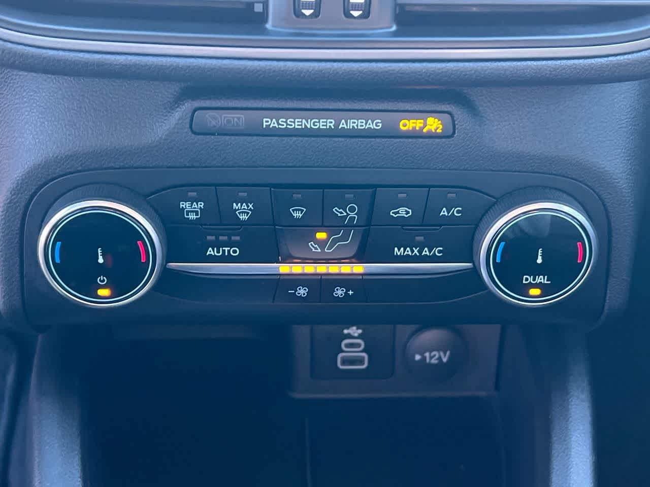 Used 2025 Ford Escape Active AWD/4WD image 19