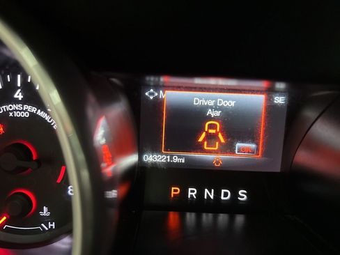 Used 2020 Ford Mustang GT Premium RWD image 38